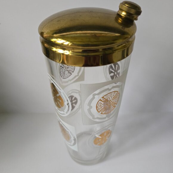 Vintage Glass Cocktail Shaker With Gold-Tone Lid & Retro Pattern Design - Picture 6 of 16